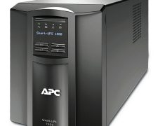 APC Smart-UPS SMT1500IC Noodstroomvoeding - 8x C13, USB, SmartConnect, 1500VA