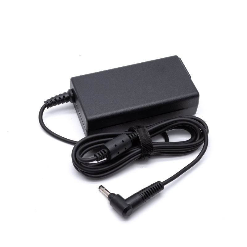 Premium Lenovo Ideapad Slim 3 15IRH8 premium retail adapter