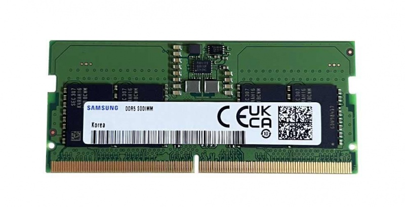 Samsung M425R1GB4PB0-CWM 8GB DDR5 SODIMM 5600MT / s